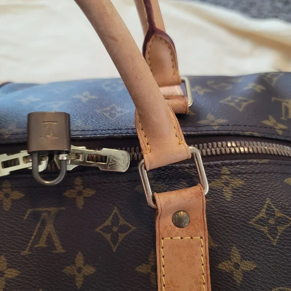 Louis Vuitton Keepall 60 - Picture 7 of 16